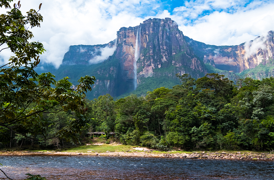 popular tourist locations in venezuela